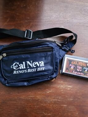 Vintage Club Cal Neva Reno's Best Bet Fanny Pack Navy Blue Waist Bag With Cards